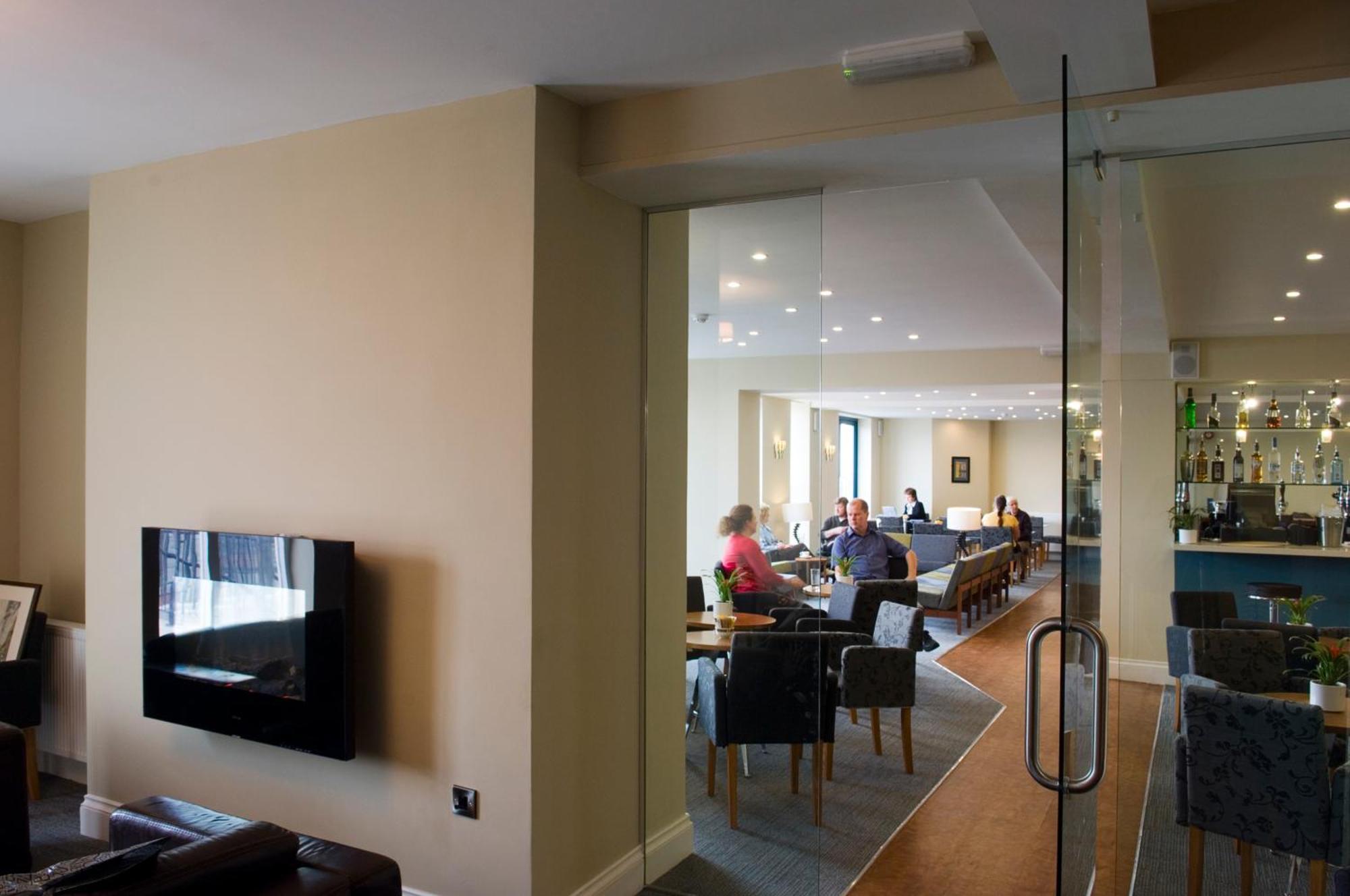 The White Rock Hotel Hastings Buitenkant foto