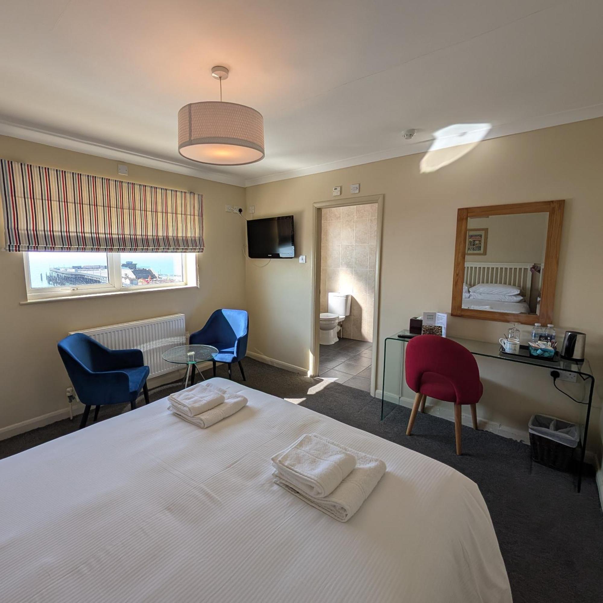 The White Rock Hotel Hastings Buitenkant foto