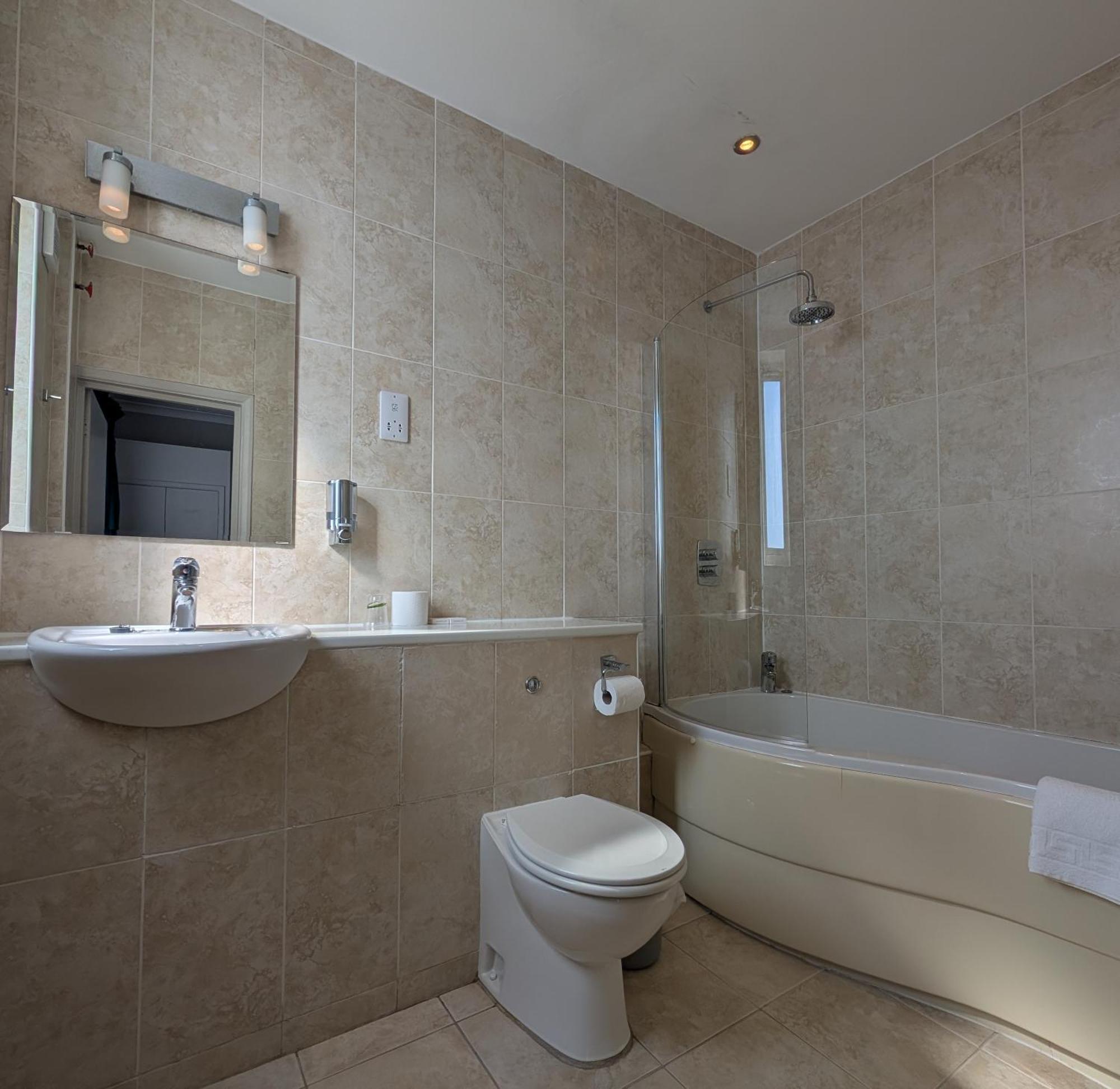 The White Rock Hotel Hastings Buitenkant foto